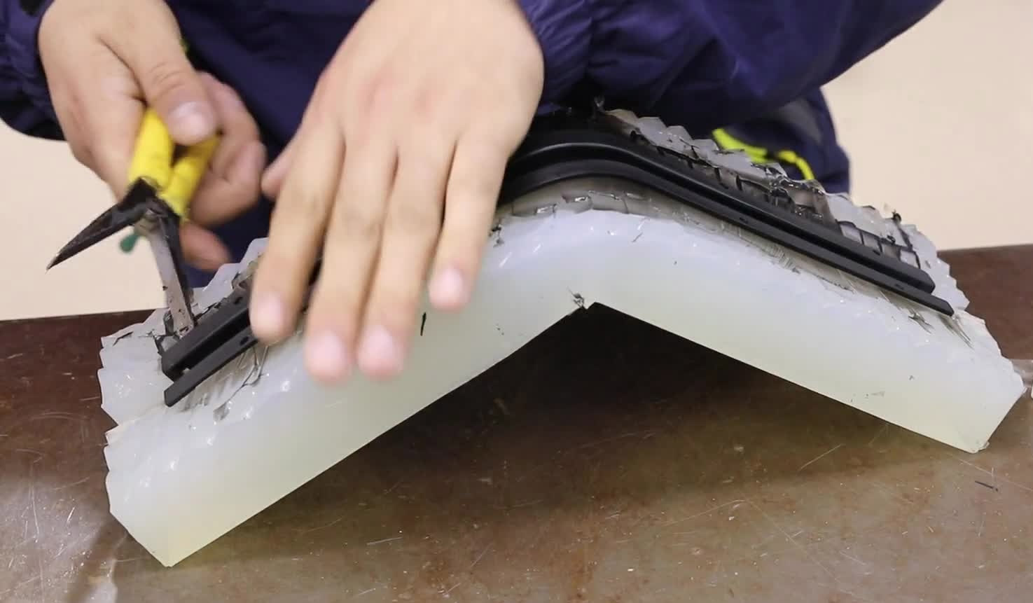 Silicone-Overmolding